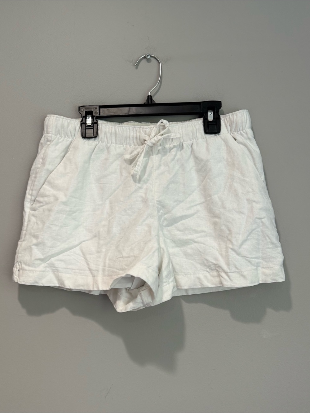 Hollister White Drawstring Linen-Blend Shorts